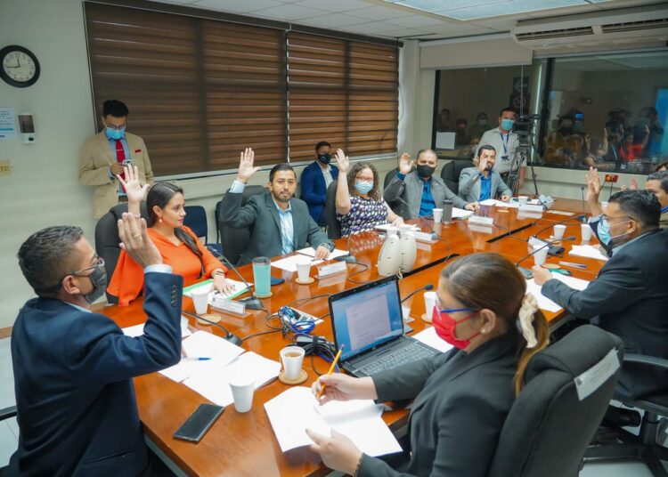 Comisión de Juventud y Deportes aprueba dictamen para que la FESFUT sea parte del INDES