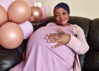 Revelan que la mujer africana que ‘dio a la luz a 10 bebés’ no estaba embarazada