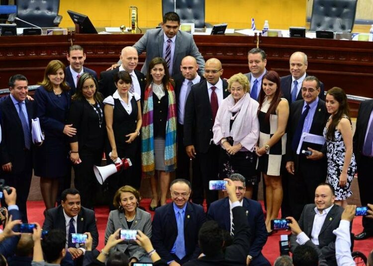 Extécnico de la Asamblea advirtió a exdiputados sobre ilegalidad de proveer fondos a las ONG