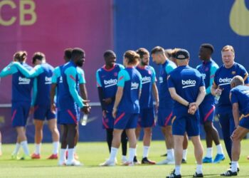 Barcelona venderá a uno de sus ocho delanteros luego de la Eurocopa