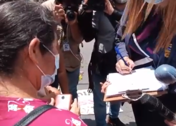 FGR atiende denuncias de desapariciones en las afueras de los tribunales de Cojutepeque