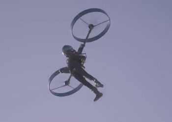 (VIDEO) Realizan el primer vuelo de prueba de la mochila propulsora CopterPack