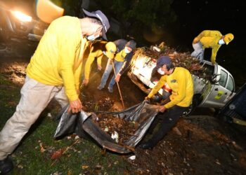 MOP retira excesiva acumulación de desechos sólidos de la Colonia Santa Lucía como parte del Plan Invernal 2021