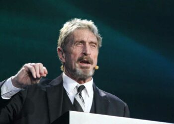 La Justicia española aprueba la extradición a EE.UU. de John McAfee, el creador del antivirus, por evasión de impuestos