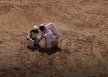 (VIDEO) China crea un campamento en un desierto para imitar las condiciones marcianas y entrenar futuras misiones