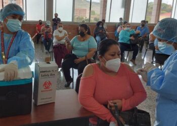 México donará 100 mil vacunas anti covid a Honduras