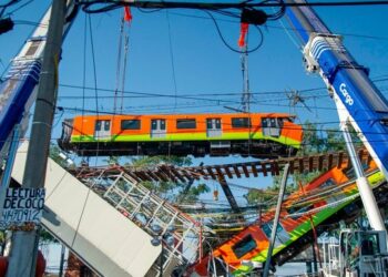 Una “falla estructural” provocó el accidente del metro en Ciudad de México
