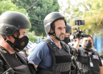 Ernesto Muyshondt es trasladado hacia Mariona