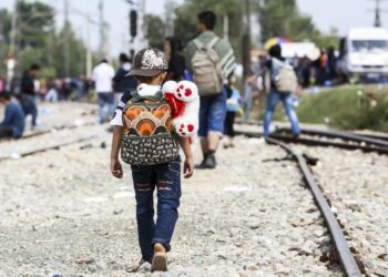 Biden amplia elegibilidad de menores centroamericanos para emigrar a EE.UU.