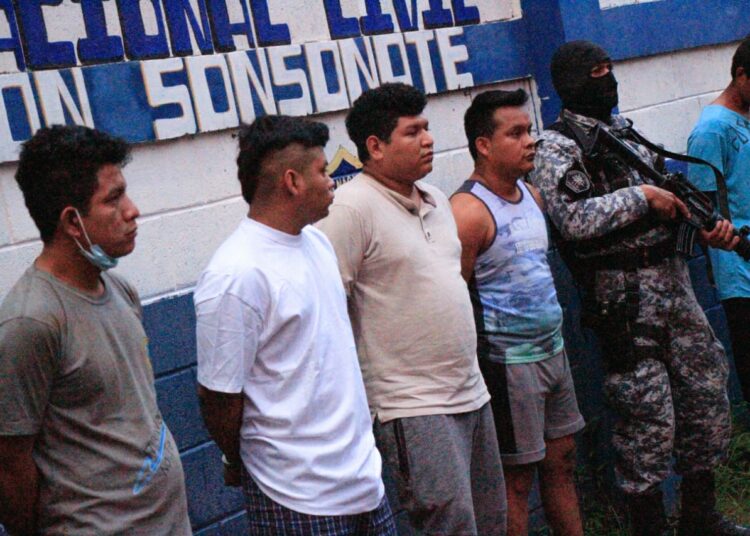 PNC captura 4 palabreros durante operativo en Sonsonate