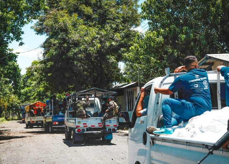 Gobierno reparte paquetes alimentarios para familias de San Miguel