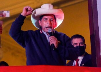 El izquierdista Pedro Castillo derrota a Fujimori en las presidenciales de Perú