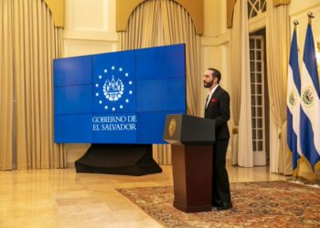 Presidente Bukele: «Ningún salvadoreño estará obligado a recibir bitcoin si no lo desea»