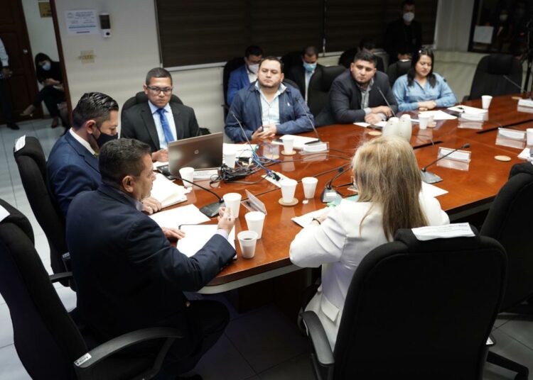 Ministro de Trabajo pide a Asamblea Legislativa reformar la legislación laboral vigente