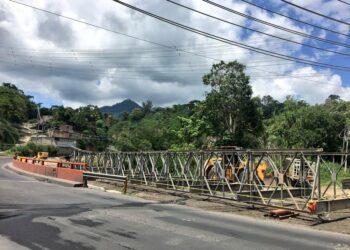 MOP instala puente provisional en Agua Caliente, Soyapango