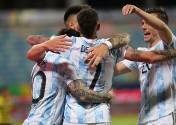 Argentina goleó a Ecuador y sacó boleto a las semifinales de la Copa América