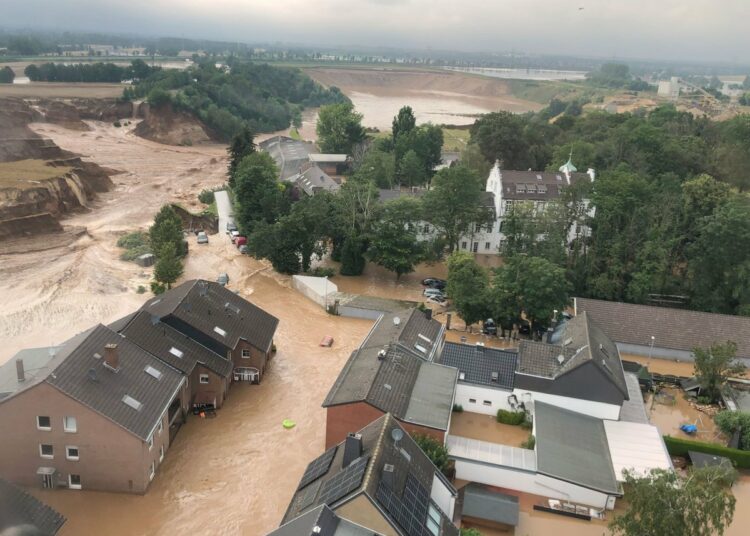 Inundaciones en Europa han dejado al menos 180 muertos y decenas de desaparecidos