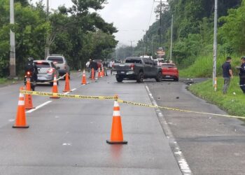 Fallecen dos policías en accidente de tránsito en Autopista Comalapa