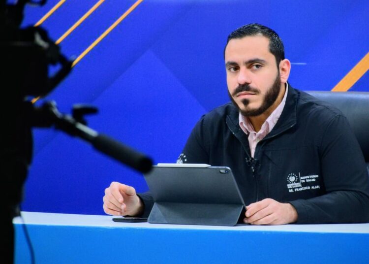 «La estrategia de vacunación es la única manera de ganarle la batalla al COVID-19»: Ministro de Salud