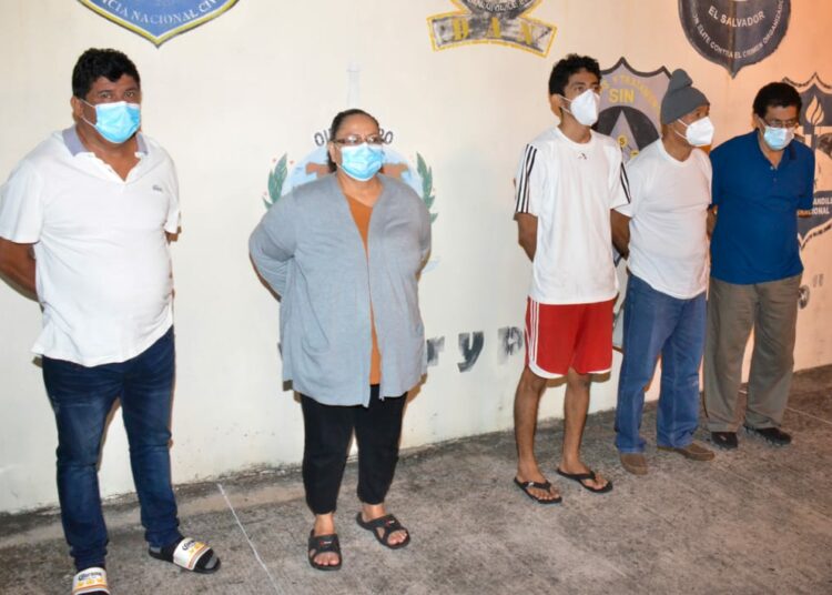 Operativo de la PNC deja la captura de diez delincuentes por contrabando de mercadería