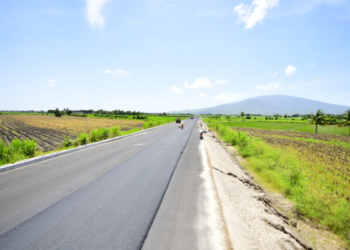 Construcción del periférico Claudia Lars lleva un 75% de avance