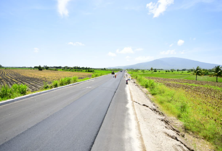 Construcción del periférico Claudia Lars lleva un 75% de avance