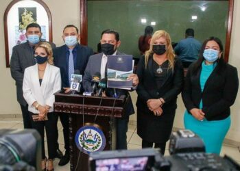 Diputados de Comisión de Trabajo presentan ley que regula servicios de agencias de seguridad privada