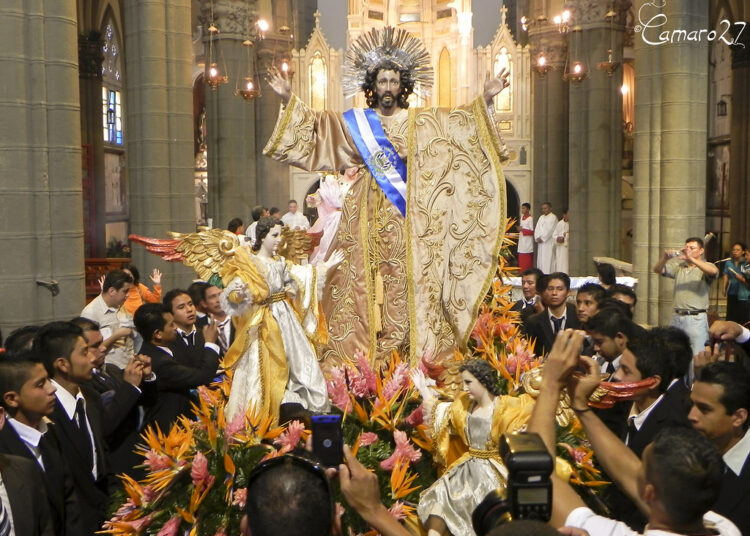 Actividades de la iglesia católica son anunciadas para Fiestas del Divino Salvador del Mundo