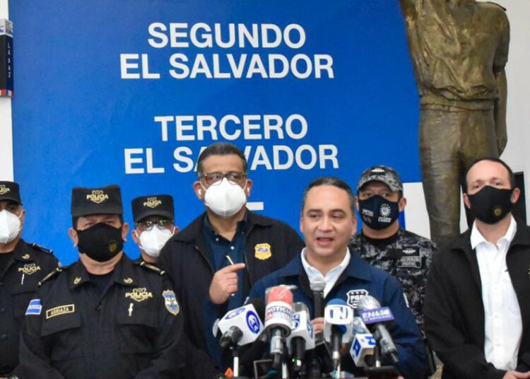 “Con esto se pretende recuperar un poco de todo lo que fue utilizado para la campaña presidencial de Elías Antonio Saca”: Fiscal General