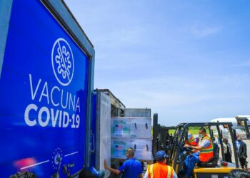 Llega al país nuevo lote de 1.5 millones de vacunas anti COVID-19