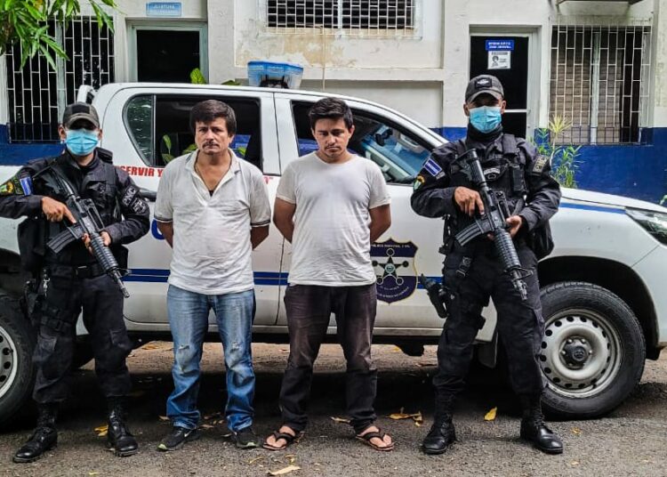 PNC captura a sujetos que transportaban droga valorada en $25 mil