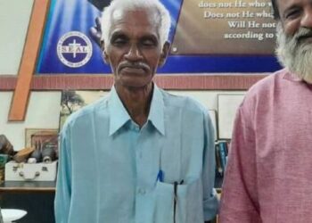 Un indio considerado muerto en una catástrofe aérea se escondió de su familia durante 45 años avergonzado por su carrera fallida