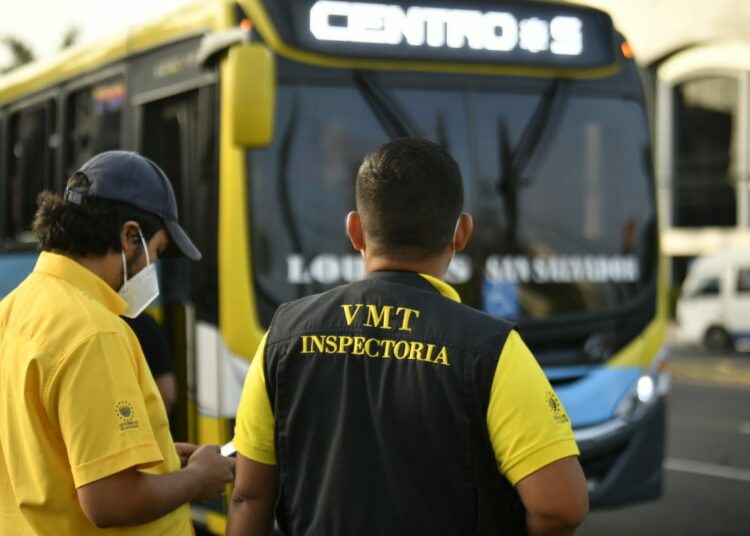 VMT verifica cumplimiento de medidas de bioseguridad en el transporte colectivo
