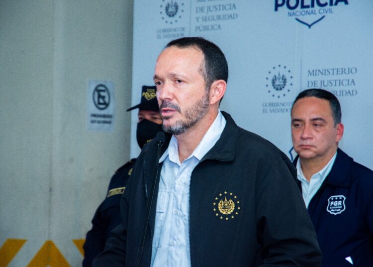 Ministro de Seguridad: “Esto no se trata de presos políticos, son políticos corruptos”