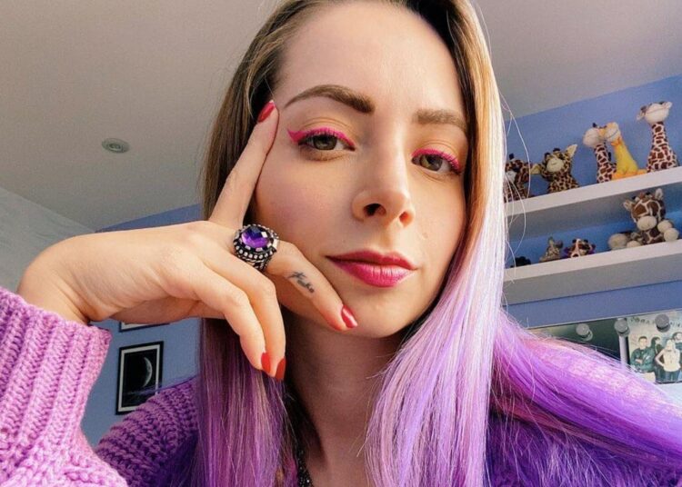 YosStop fue vinculada a proceso por pornografía infantil