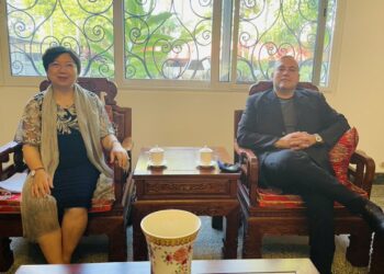 Aldo Álvarez es nombrado embajador de El Salvador en China