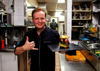 (VIDEO) Así es la hamburguesa más cara del mundo: cuesta más de cinco mil dólares