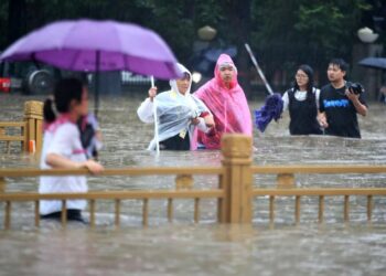 Tras las devastadoras inundaciones, China se prepara para la llegada de un fuerte tifón