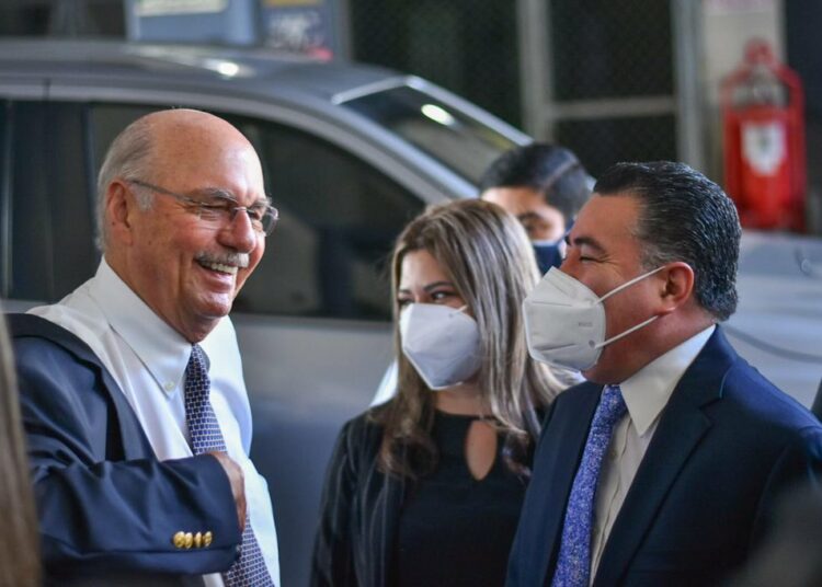 Portillo Cuadra defiende a Cristiani y dice que su declaración en Comisión Especial fue “incólume y transparente”