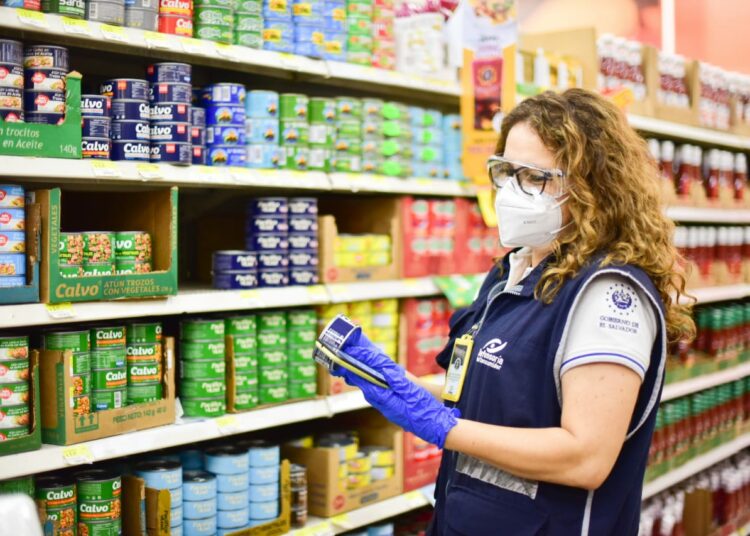 Defensoría del Consumidor lanza aplicación «Ponele el dedo al especulador» para denunciar alzas de precios