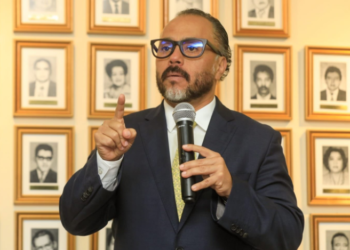 “Es una muestra del compromiso por el combate frontal a la corrupción”: Ernesto Castro