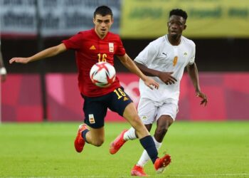 España clasificó tras vencer 5-2 Costa de Marfil en el partido de fútbol más frenético de los Juegos Olímpicos de Tokio