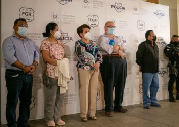 Exfuncionarios de gobiernos del FMLN, Violeta Menjivar, Carlos Cáceres, Erlinda Handal, Calixto Mejía y Hugo Flores son capturados por corrupción