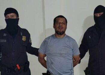 Hieren a dos policías en ataque a subdelegación de Ilobasco