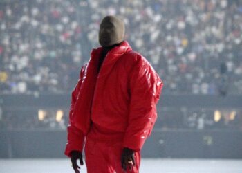 Kanye West lanza su nuevo álbum “Donda”