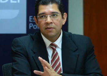 Exsecretario jurídico de Saca, Luis Mario Rodríguez, recibió $11,000 en sobresueldos durante su período