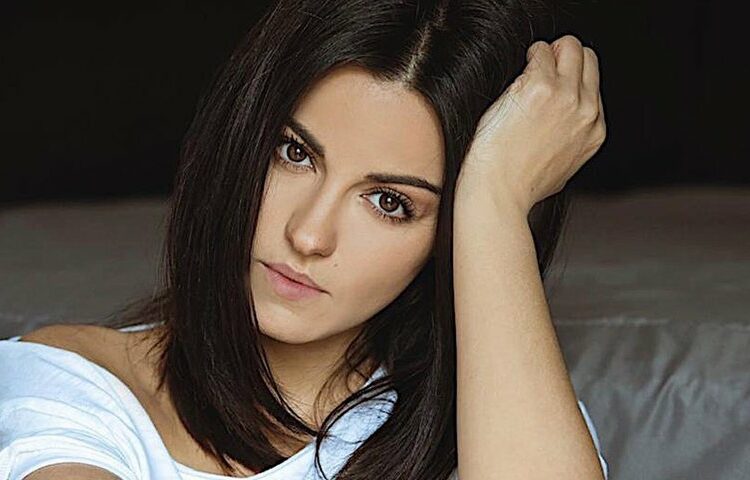 Maite Perroni deja atrás líos de infidelidad y presume su lujosa casa en Madrid