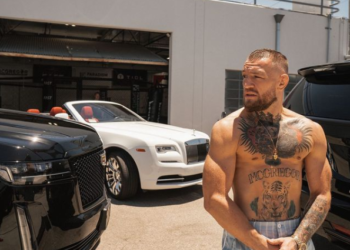 Conor McGregor recibió su exclusivo “auto-yate” de Lamborghini y lo presumió con una foto que es furor en redes sociales
