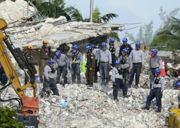 Hallaron nuevos cuerpos entre los escombros del derrumbe en Miami y la cifra de muertos creció a 32