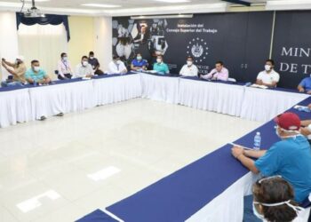 Ministro de Trabajo: «Por primera vez en la historia habrá un aumento de salario mínimo, justo y digno»